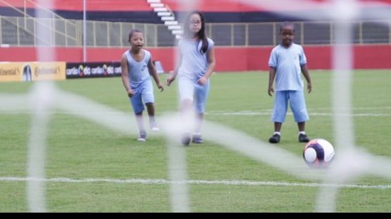 Imagem Crianças com Síndrome de Down entrarão em campo com o Vitória neste domingo (19)