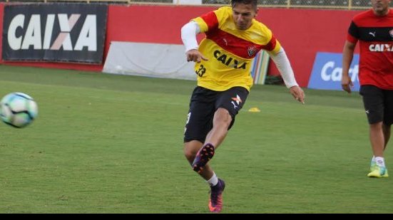 Imagem   Euller acredita em crescimento da equipe do Vitória e não teme pressão contra o Sergipe