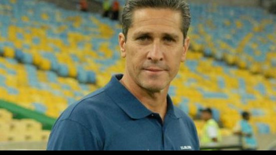 Imagem Jorginho deve ser o novo treinador do Coritiba para a temporada 2017