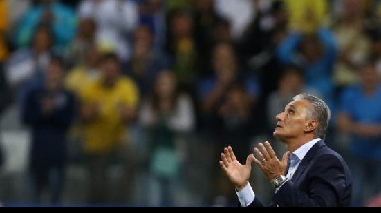 Imagem Unanimidade, Tite é aplaudido por jornalistas em coletiva de imprensa