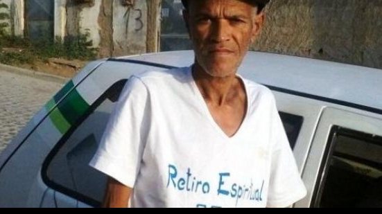 Imagem    Ex-ídolo do Jacuipense está entre a vida e morte em Feira de Santana
