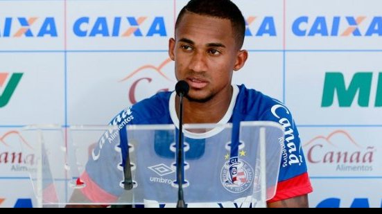 Imagem Eduardo é expulso e fica fora do primeiro Ba-Vi do Nordestão