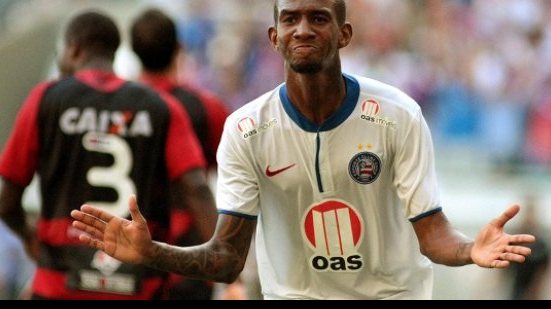 Imagem   Manchester United pode pagar R$ 80 milhões por meia revelado no Bahia