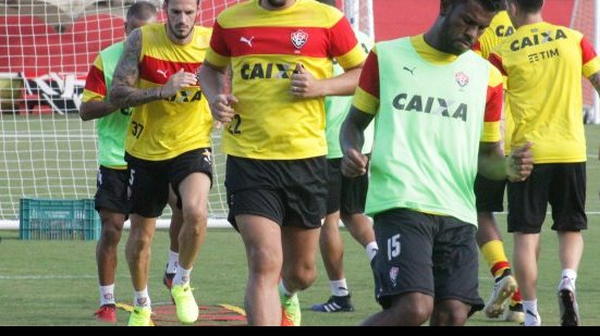 Imagem Vitória encerra preparação e está definido para duelo com o Flu de Feira