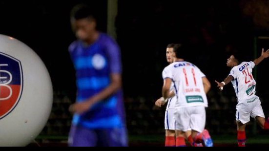 Imagem Bahia vence o Atlântico, garante vice-liderança e vantagem para semifinal