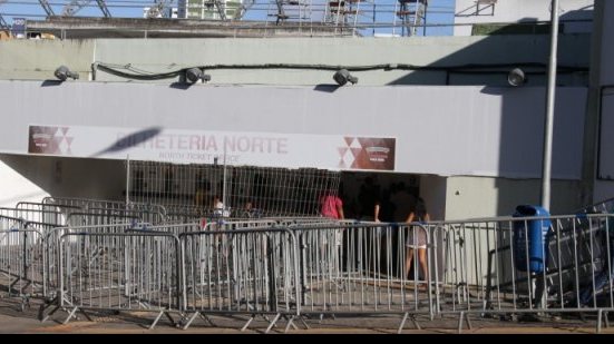 Imagem Primeiro dia de vendas de ingressos do BaVi tem movimento fraco nas bilheterias