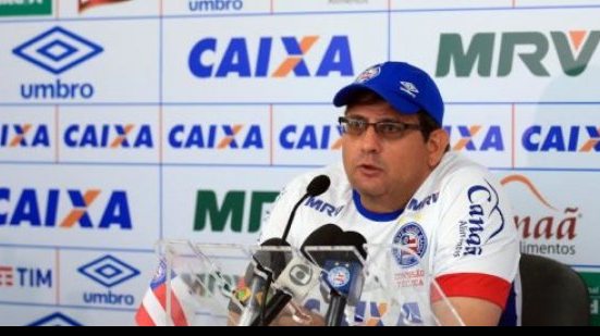 Imagem Guto faz mistério no Bahia e elogia Argel antes do BAVI