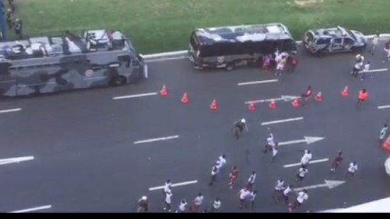 Imagem Bavi encerra com 45 pessoas detidas após confrontos de torcidas