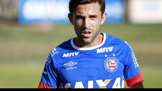 Imagem Allione comenta pontos fortes do Flu de Feira e comenta fase ruim de Hernane