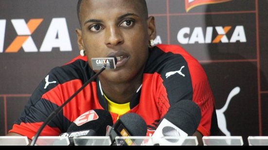 Imagem &quot;Quando perde ninguém presta&quot;, dispara Bruno Ramires após derrota do Vitória 