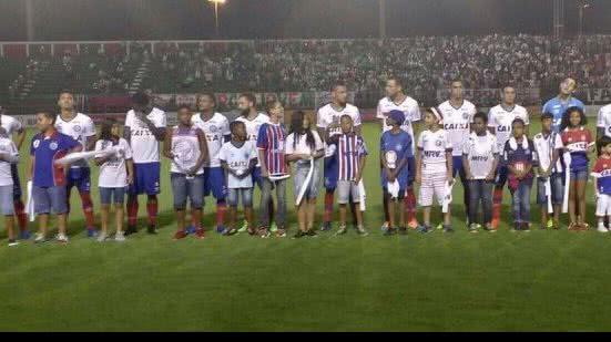 Imagem Bahia vence o Flu de Feira e coloca um pé na final do Baianão