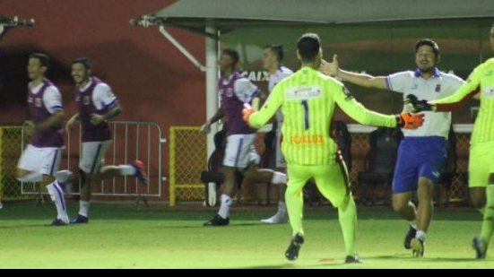 Imagem Paraná se apega a números da defesa para eliminar o Vitória