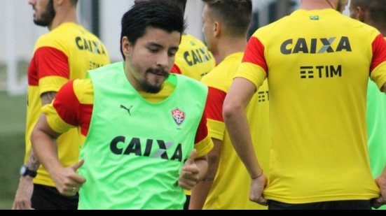 Imagem Meia do Vitória garante que time não vai administrar vantagem contra o Conquista