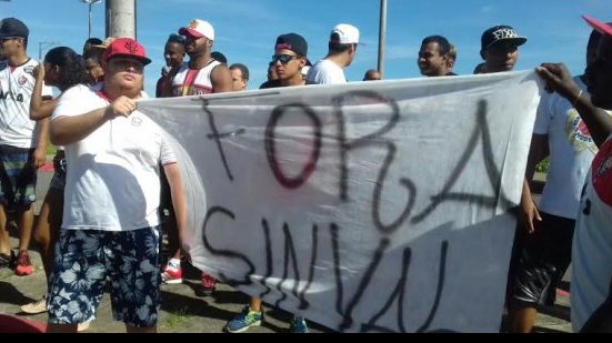 Imagem Torcida organizada pede contratações e saída do diretor de futebol do Vitória