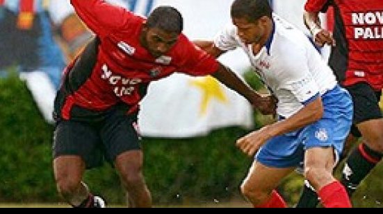 Imagem Vitória leva vantagem nos Ba-Vis da Copa do Nordeste