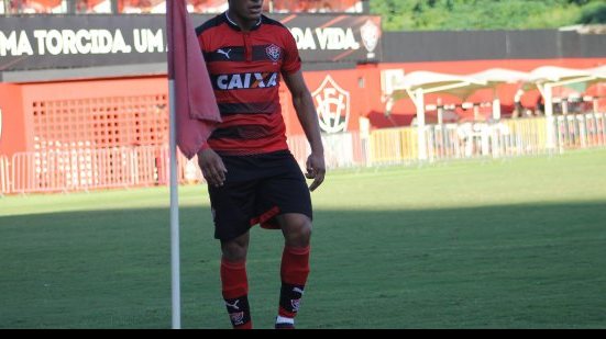 Imagem Patric vê Vitória preparado para sequência de clássicos contra o Bahia