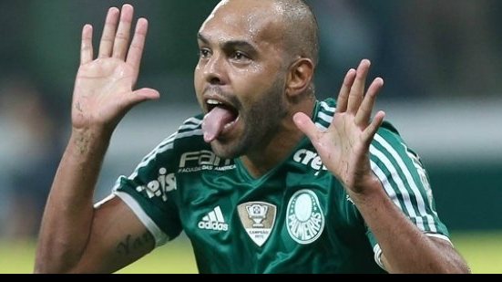 Imagem Bahia está próximo de anunciar substituto para lesionado Hernane
