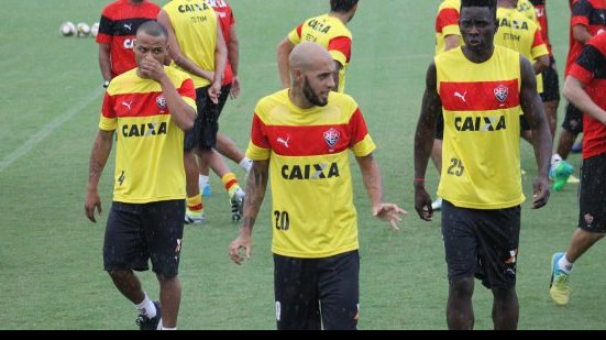 Imagem Com Gabriel Xavier em campo, Vitória se reapresenta na Toca