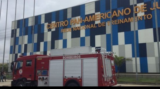Imagem Princípio de incêndio interrompe campeonato de wrestling no centro Pan-Americano