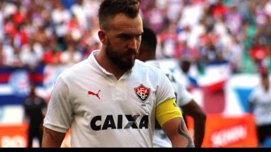 Imagem Willian Farias descarta jogar pelo empate e pede atenção ao Vitória