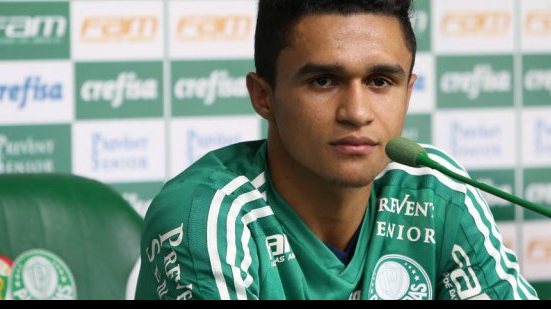Imagem Vitória deve anunciar contratação de atacante do Palmeiras