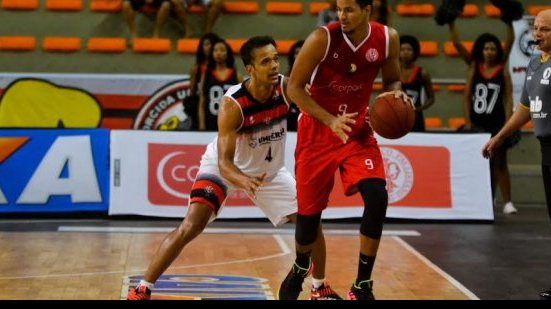 Imagem Basquete: Universo/Vitória inicia série da semifinal nesta terça