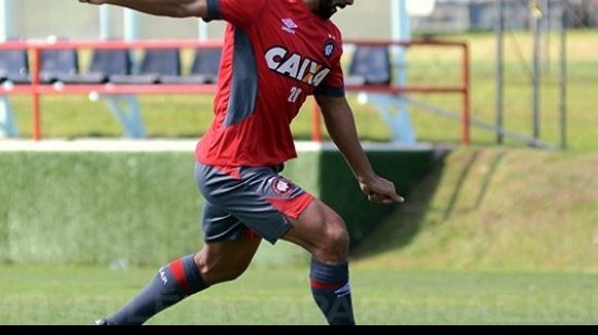 Imagem Atlético-PR terá três reforços para duelo contra o Bahia
