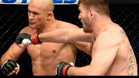 Imagem Irreconhecível, Cigano é nocauteado na disputa de título nos pesados do UFC