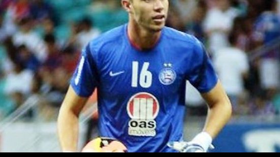 Imagem Ex-goleiro do Bahia revela torcida pelo tricolor na final do Nordestão