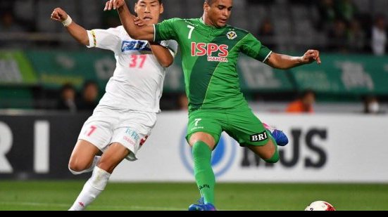 Imagem Atacante revelado pelo Vitória vive momento de artilheiro no Japão e espera título com o Verdy Tokyo