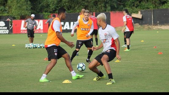 Imagem Com Kieza de titular, Petkovic testa Vitória para duelo com o Coritiba