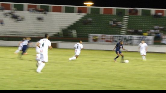 Imagem Flu de Feira vence o Atlético-PE e lidera Grupo na Série D