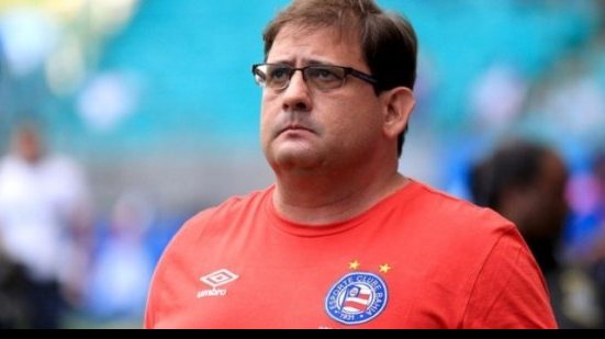Imagem Internacional paga multa e Bahia oficializa desligamento de Guto Ferreira