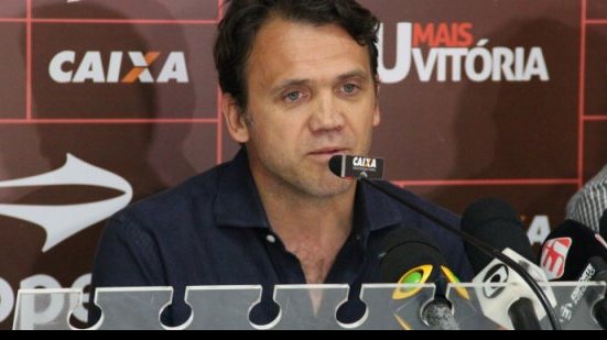 Imagem Petkovic justifica escolha por Gallo após "não" de Carlos Amadeu