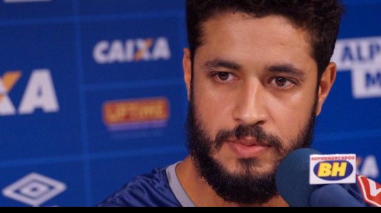 Imagem Zagueiro do Cruzeiro terá &quot;jogo de risco&quot; contra o Bahia