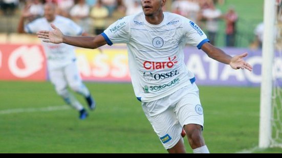 Imagem Novo reforço do Bahia, lateral já está em Salvador