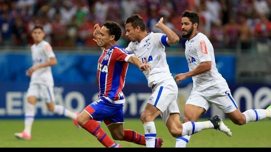 Imagem Bahia vence o Cruzeiro, mantém invencibilidade como mandante e entra no G-6 