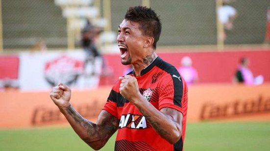 Imagem Antes de mais um jogo em casa, Kieza chama a torcida: “Tá na hora de a gente jogar junto”