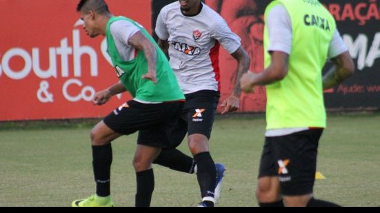Imagem Com retorno de Kieza, Vitória se reapresenta na Toca