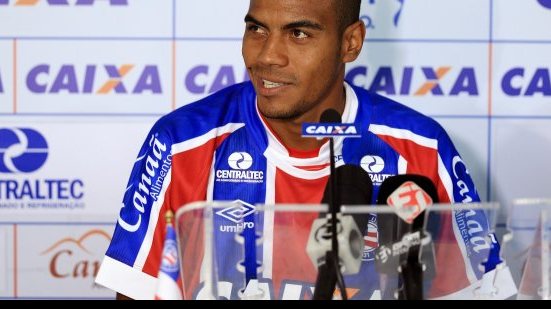 Imagem Régis Souza é apresentado e se coloca à disposição de Jorginho