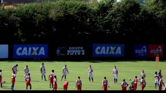 Imagem Com retorno de Régis, Bahia leva 22 atletas para duelo com o Corinthians