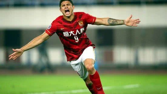 Imagem Elkeson brilha e Shangai SIPG vence mais uma no chinês