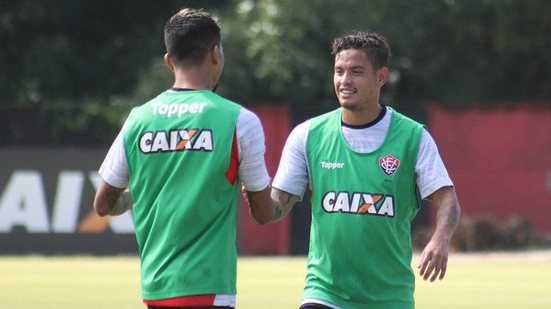 Imagem Vitória relaciona 23 jogadores para o BaVi; Carlos Eduardo é a novidade