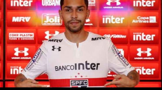 Imagem Ex-Vitória é relacionado e pode estrear pelo São Paulo neste domingo