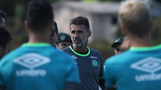 Imagem Chapecoense demite Vagner Mancini após empate contra o Fluminense