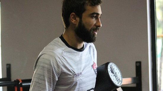 Imagem Gabriel Xavier pega gancho de um jogo, mas já cumpriu e pode jogar no sábado