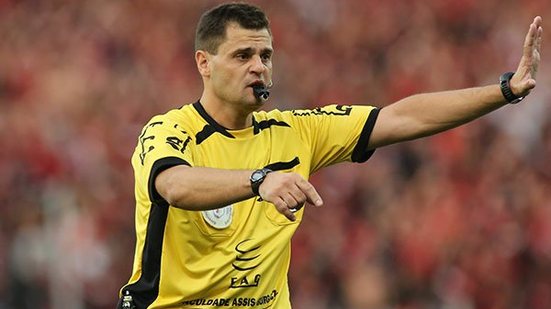 Imagem Rafael Traci apita Atlético Goianiense e Vitória