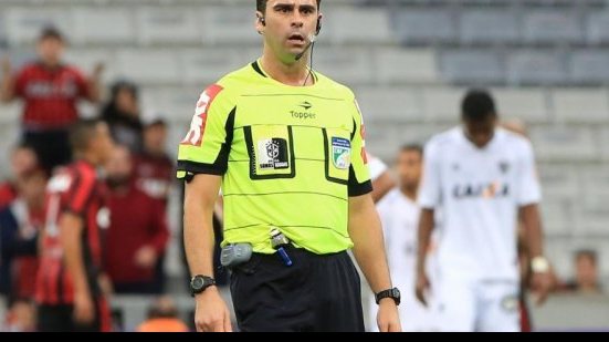 Imagem Bahia x Fluminense terá arbitragem paulista na Arena Fonte Nova