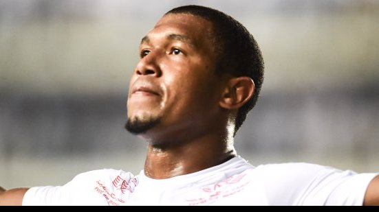 Imagem &quot;Era feliz no Santos&quot;, afirma novo atacante do Bahia