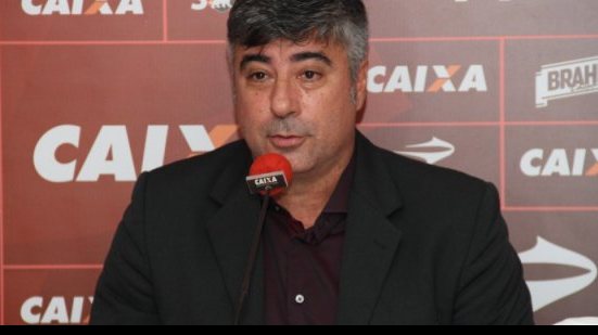Imagem Gallo minimiza declaração de Uillian Correia: “Quem não quer ser titular, não serve”